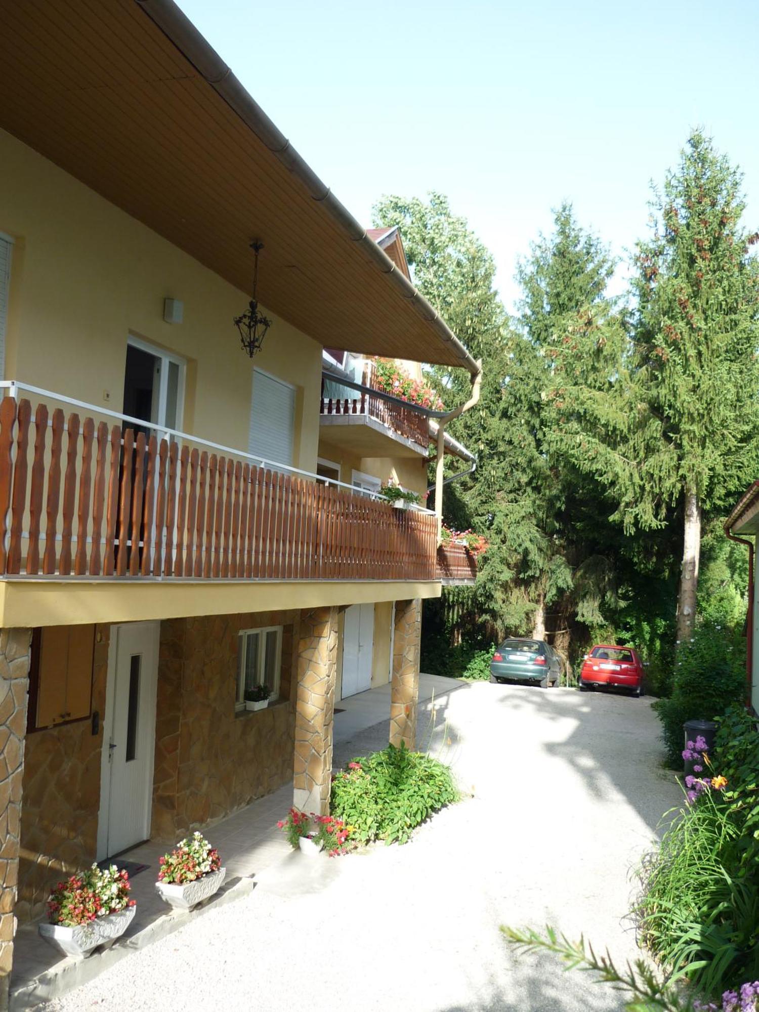 Attila Apartmanház Otel Hévíz Dış mekan fotoğraf