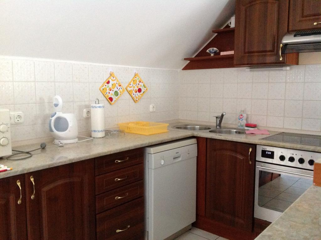 Attila Apartmanház Otel Hévíz Oda fotoğraf