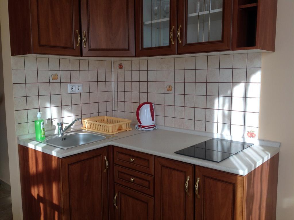 Attila Apartmanház Otel Hévíz Oda fotoğraf